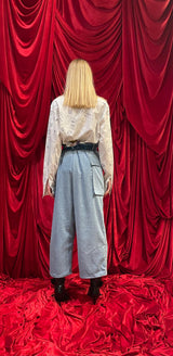 Pantaloni cargo oversized in denim